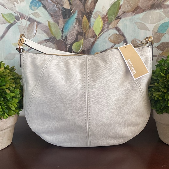 MICHAEL Michael Kors BEDFORD🤍WHITE🤍LEATHER MEDIUM CRESCENT SHOULDER BAG🌟NWT🌟 - Picture 4 of 17